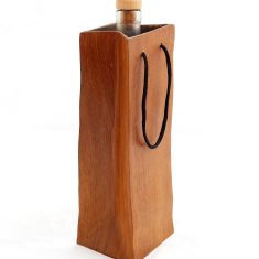 BOSSA BOTELLA – FUSTA DE IROKO –