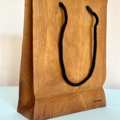 BOSSA IROKO 3 – FUSTA DE IROKO-